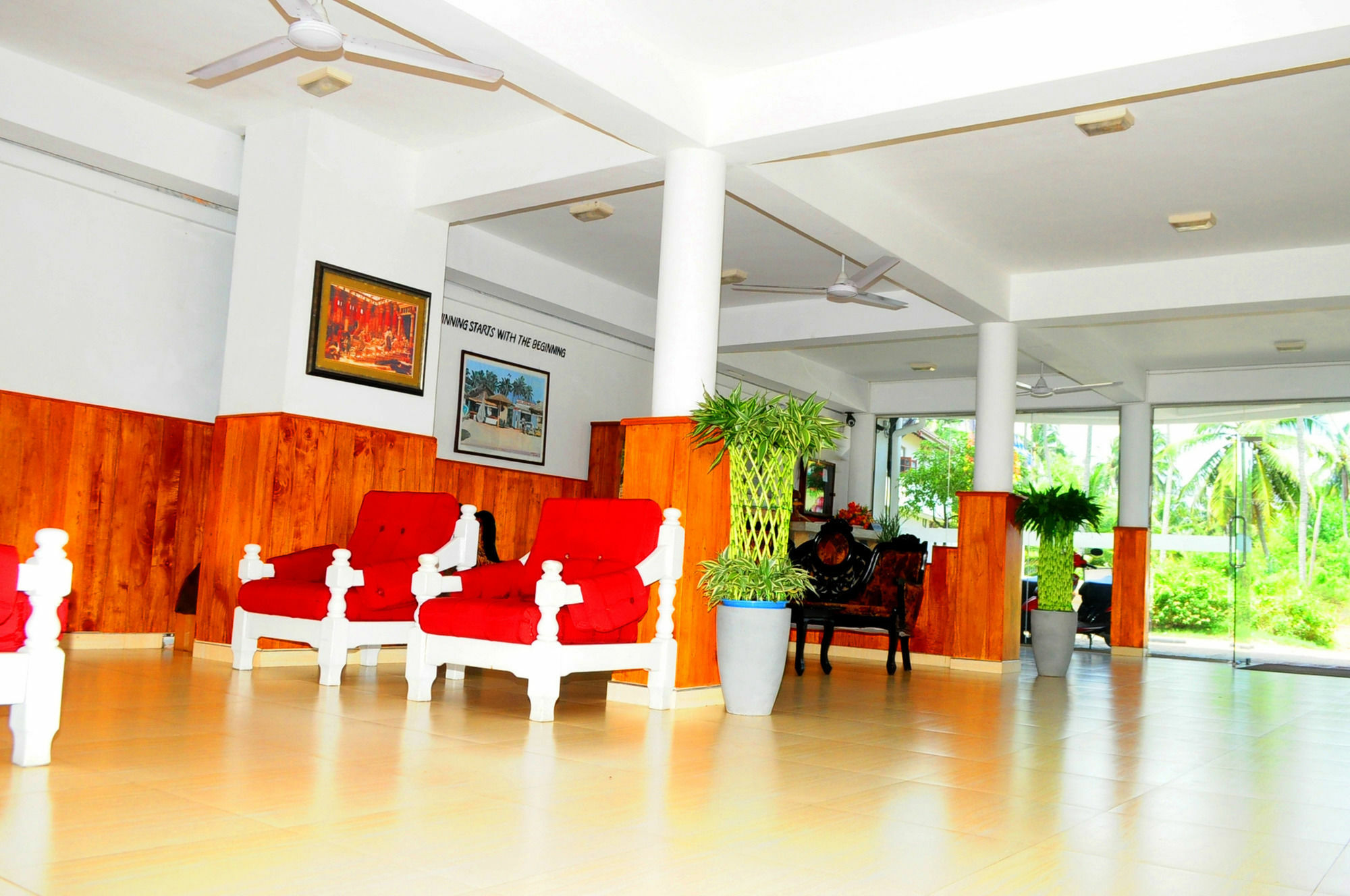 Lanka Beach Hotel Ettukala Esterno foto